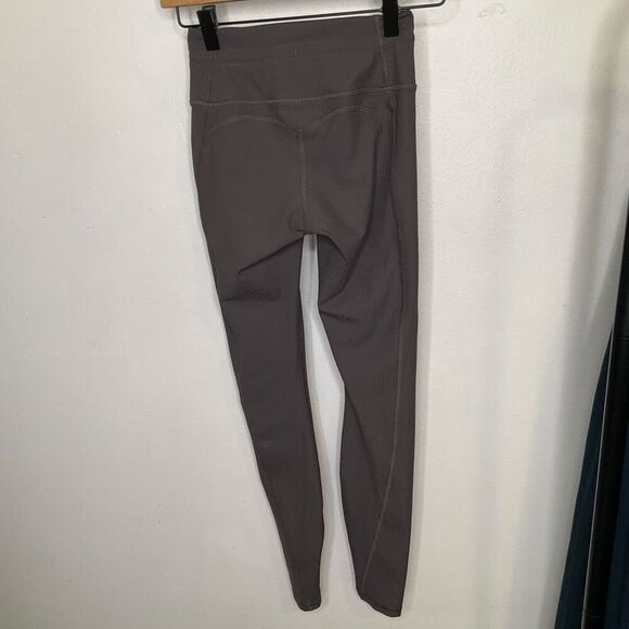 Fabletics Oasis Rib High-Waisted Legging - Picture 4 of 6